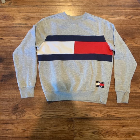 Tommy Hilfiger Other - Vintage Tommy Hilfiger Sweater